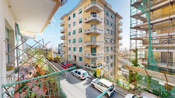 appartamento in vendita a Genova in zona Sampierdarena