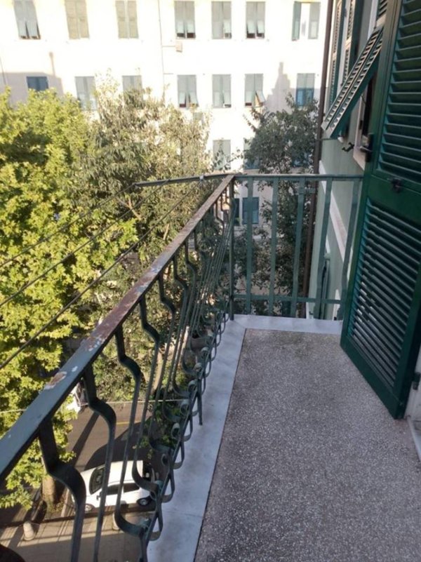 appartamento in vendita a Genova in zona Bolzaneto
