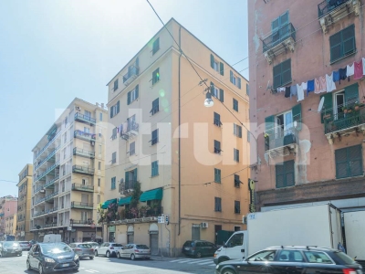 appartamento in vendita a Genova in zona Cornigliano