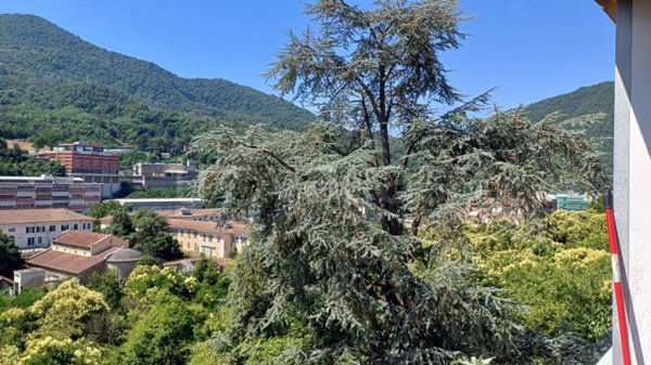 appartamento in vendita a Genova in zona Struppa