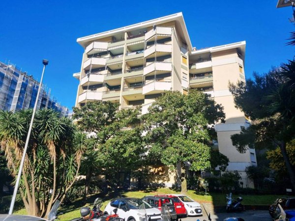 appartamento in vendita a Genova in zona Pegli