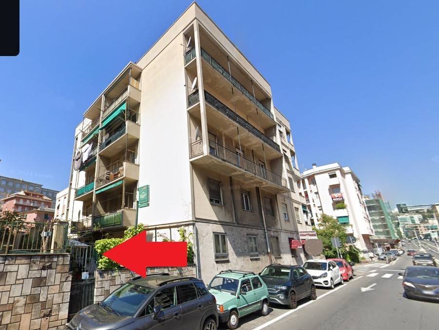 appartamento in vendita a Genova in zona Sturla
