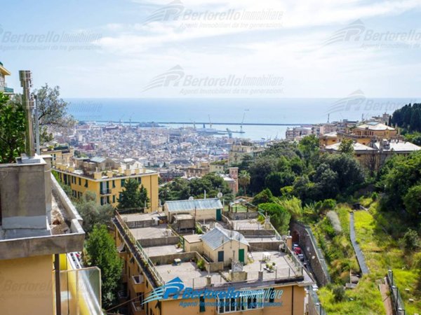 appartamento in vendita a Genova in zona Castelletto