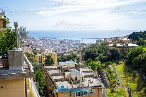 appartamento in vendita a Genova in zona Castelletto
