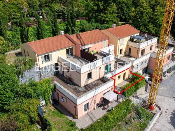 appartamento in vendita a Genova in zona Molassana