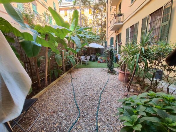 appartamento in vendita a Genova in zona Albaro