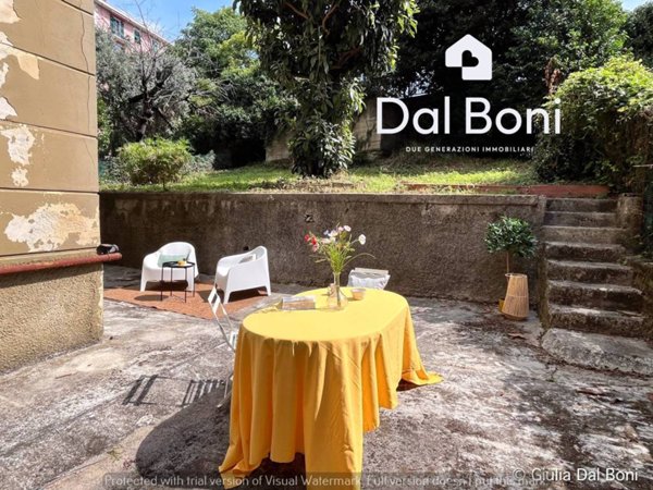 appartamento in vendita a Genova in zona Sestri Ponente