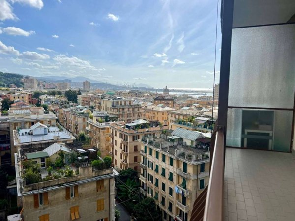 appartamento in vendita a Genova in zona Pegli