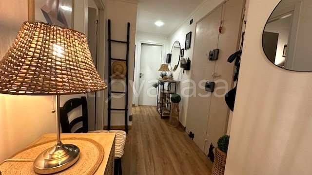 appartamento in vendita a Genova in zona Rivarolo