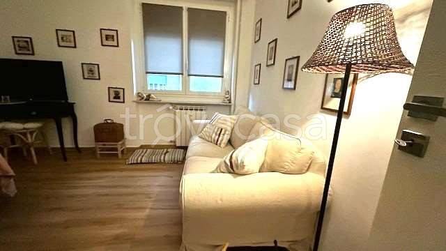 appartamento in vendita a Genova in zona Rivarolo