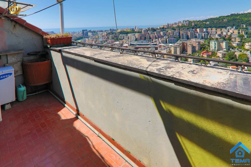 appartamento in vendita a Genova in zona Marassi