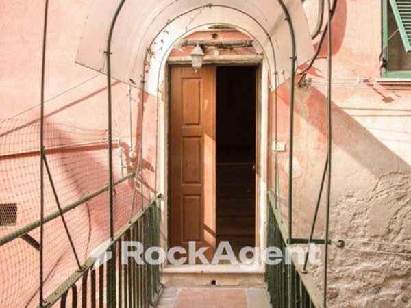 appartamento in vendita a Genova in zona Marassi