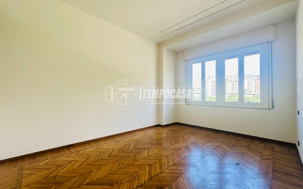 appartamento in vendita a Genova in zona Sampierdarena