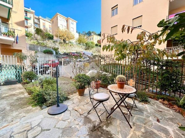 appartamento in vendita a Genova in zona Pegli