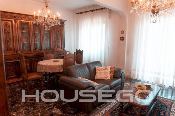 casa indipendente in vendita a Genova