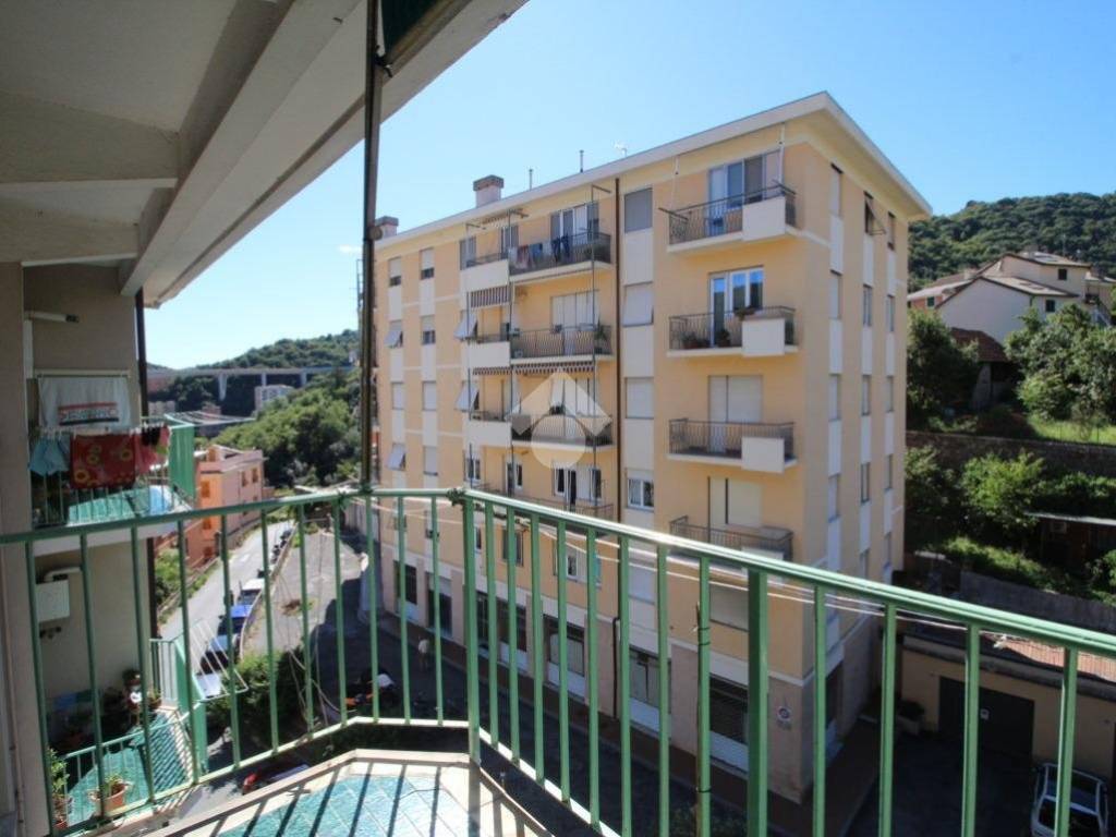 appartamento in vendita a Genova in zona Molassana