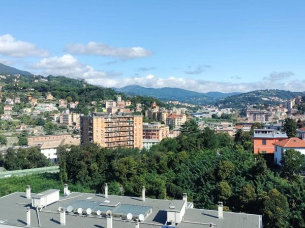 appartamento in vendita a Genova in zona Bolzaneto