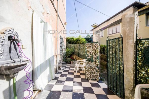 casa semindipendente in vendita a Genova in zona Albaro