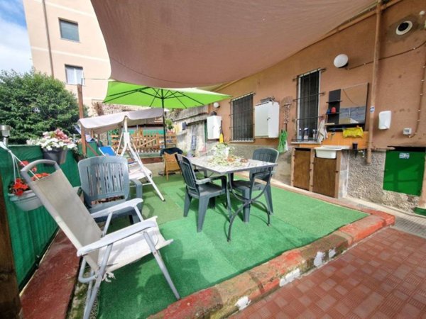 appartamento in vendita a Genova in zona Quezzi