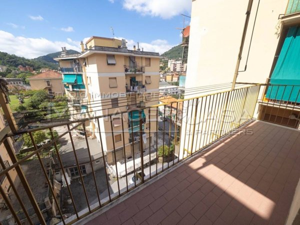 appartamento in vendita a Genova in zona Molassana