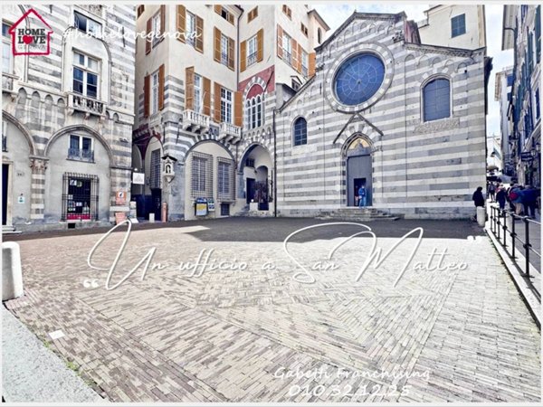 ufficio in vendita a Genova in zona Centro Storico