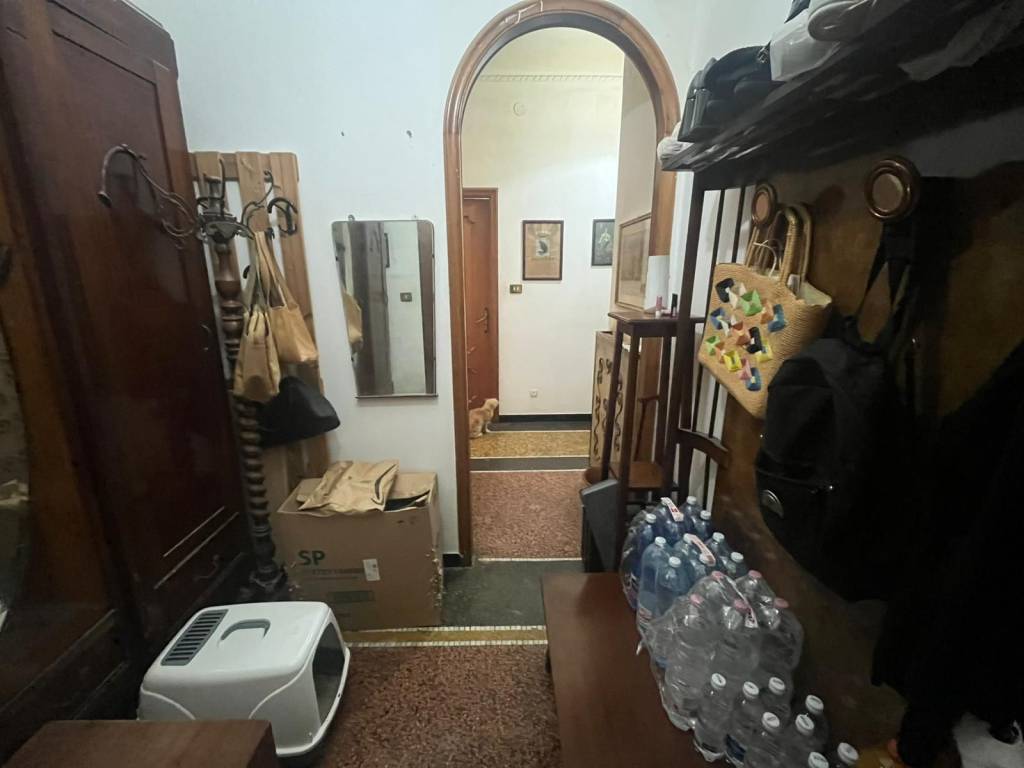 appartamento in vendita a Genova in zona Quezzi