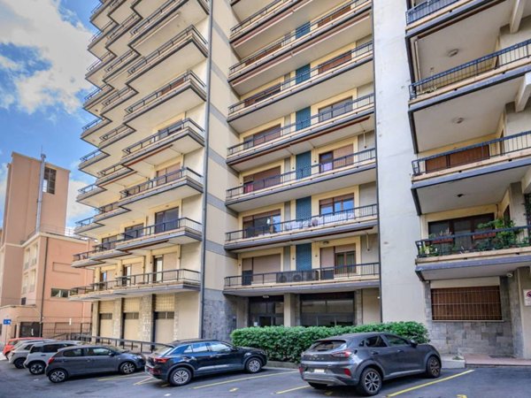 appartamento in vendita a Genova in zona Sestri Ponente