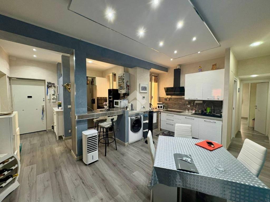 appartamento in vendita a Genova in zona Cornigliano