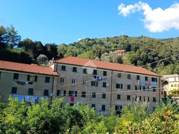 appartamento in vendita a Genova in zona Voltri