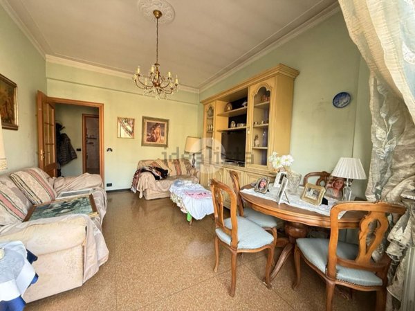 appartamento in vendita a Genova in zona Sampierdarena