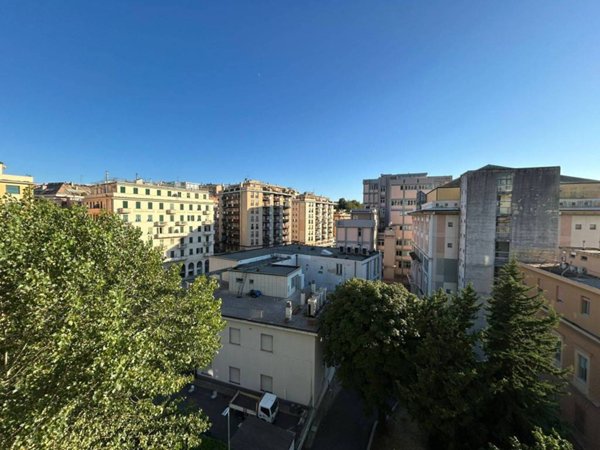 appartamento in vendita a Genova in zona San Martino