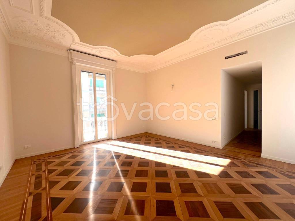 appartamento in vendita a Genova in zona Castelletto