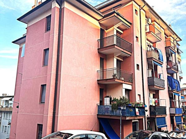 appartamento in vendita a Genova in zona Albaro