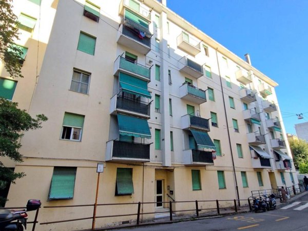 appartamento in vendita a Genova in zona Sestri Ponente