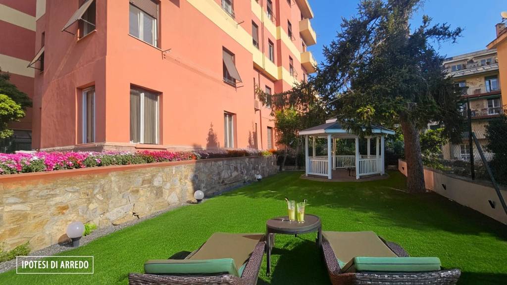 appartamento in vendita a Genova in zona Albaro