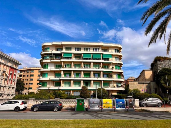 appartamento in vendita a Genova in zona Albaro