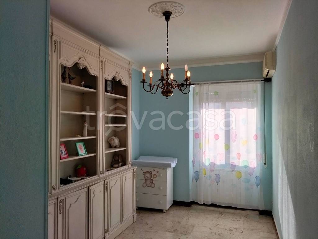 appartamento in vendita a Genova in zona Sampierdarena