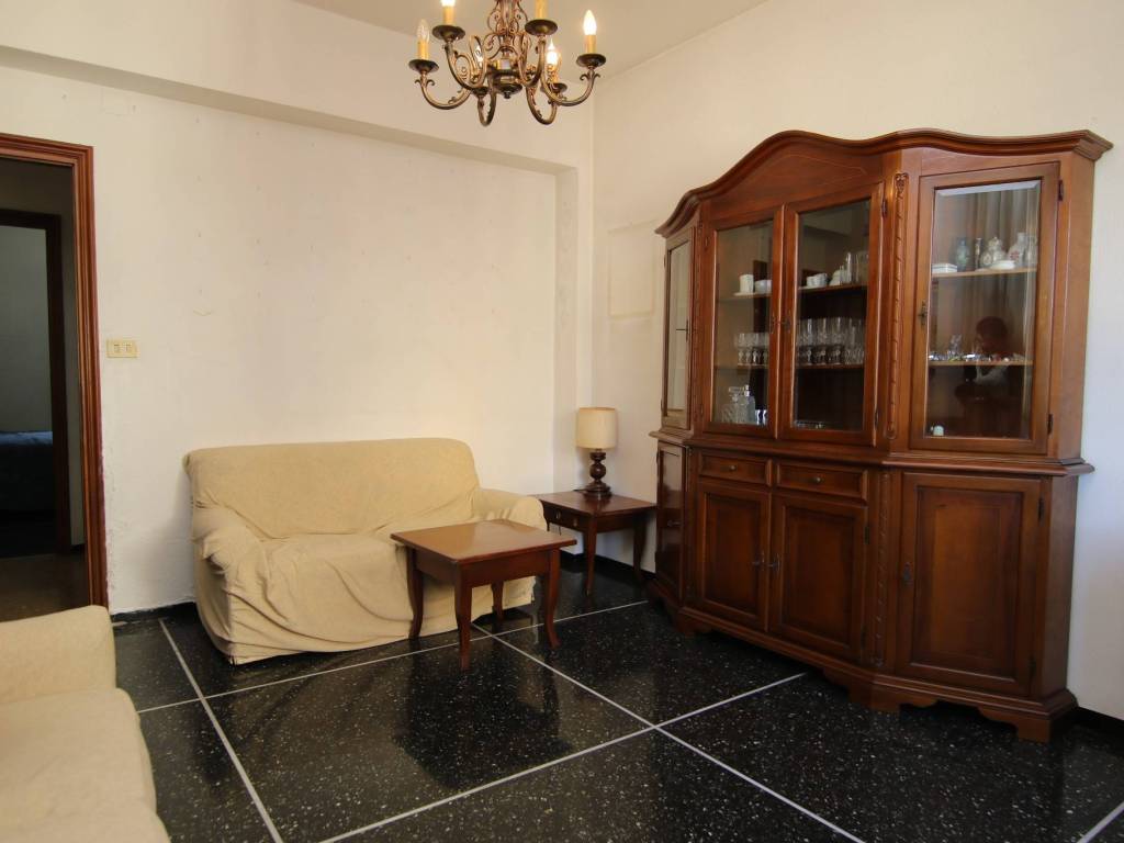 appartamento in vendita a Genova in zona Marassi