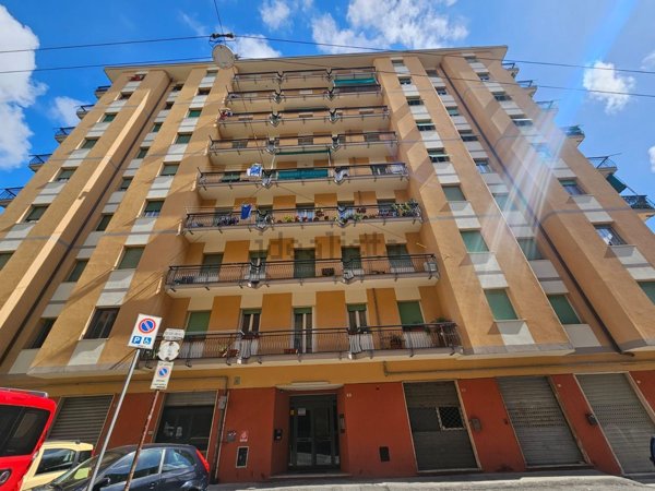 appartamento in vendita a Genova in zona Certosa