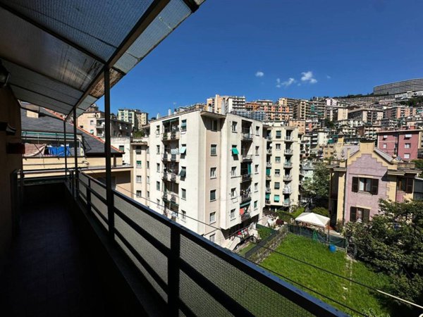 appartamento in vendita a Genova in zona Marassi