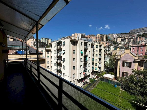 appartamento in vendita a Genova in zona Marassi