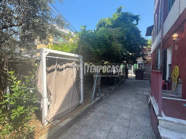 appartamento in vendita a Genova in zona Sampierdarena