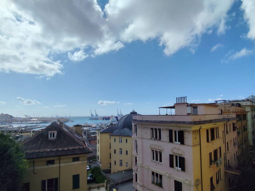 appartamento in vendita a Genova in zona San Teodoro