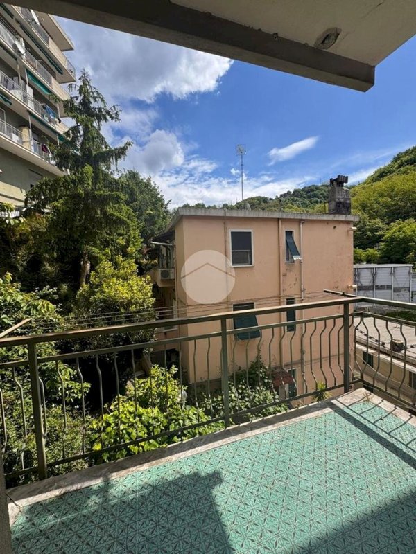 appartamento in vendita a Genova in zona Certosa