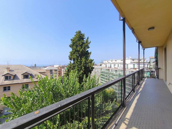 appartamento in vendita a Genova in zona Sampierdarena