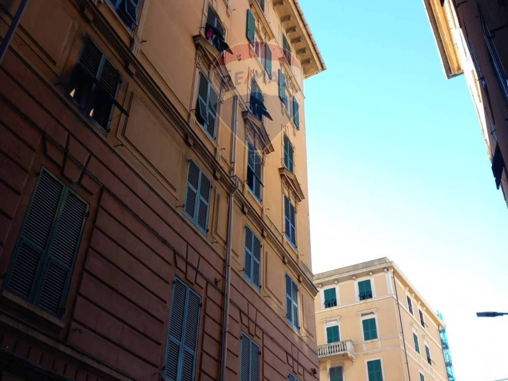 appartamento in vendita a Genova in zona Sampierdarena