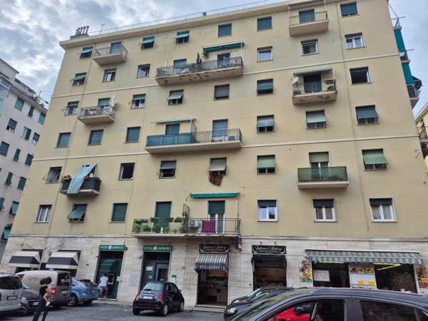 appartamento in vendita a Genova in zona Molassana