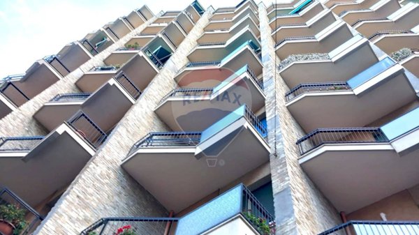 appartamento in vendita a Genova in zona Sestri Ponente