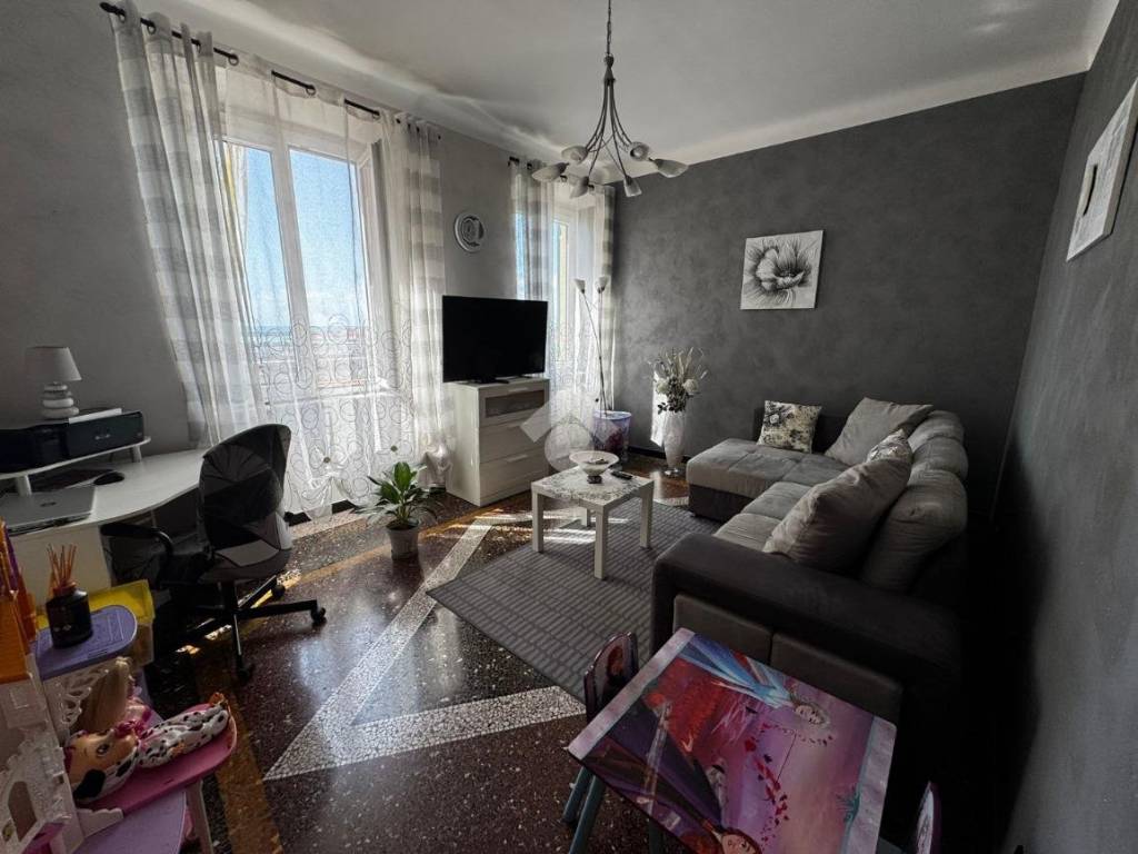 appartamento in vendita a Genova in zona Sampierdarena