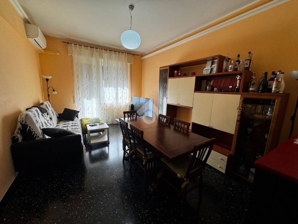 appartamento in vendita a Genova in zona Sampierdarena